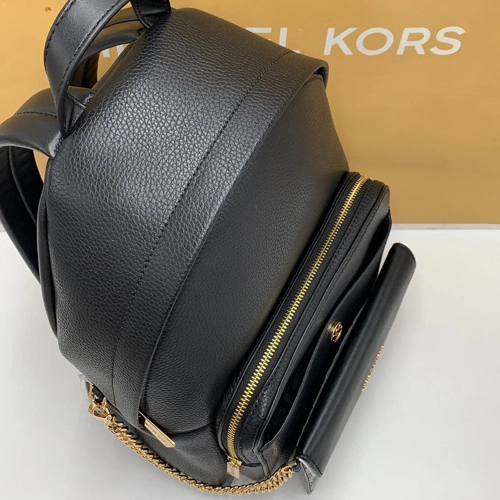 MICHAEL KORS BLACK COLOR Maisie Medium Pebbled Leather 2-in-1 Backpack